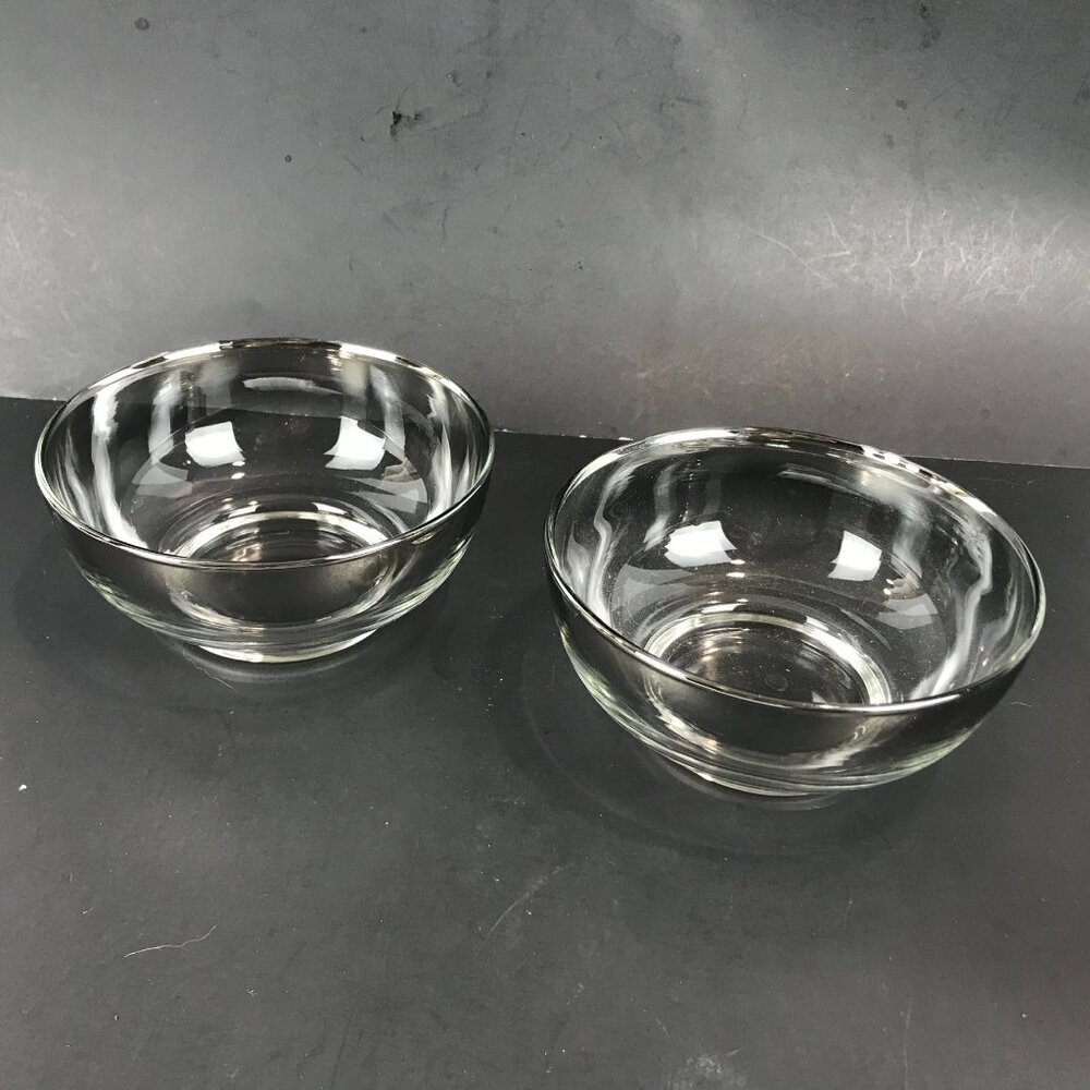 Set of two MCM Silver fade small bowls, 5" x 2 ", Dorothy Thorpe
